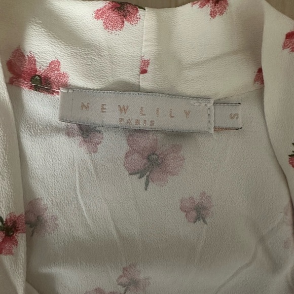 Newlily Sleeveless Neck Tie Blouse Size Small - Picture 7 of 7